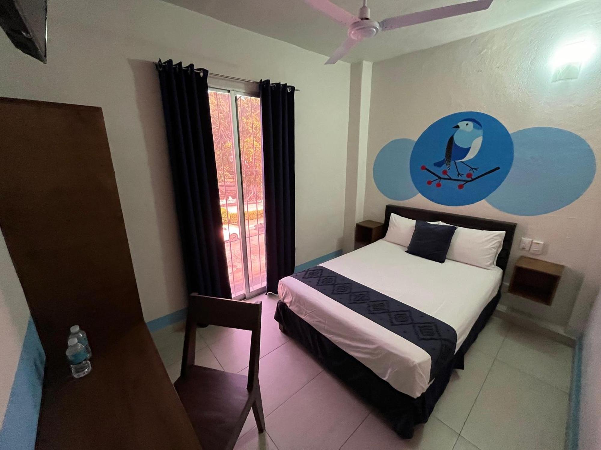Hotel Juarez 70 Colima Eksteriør billede