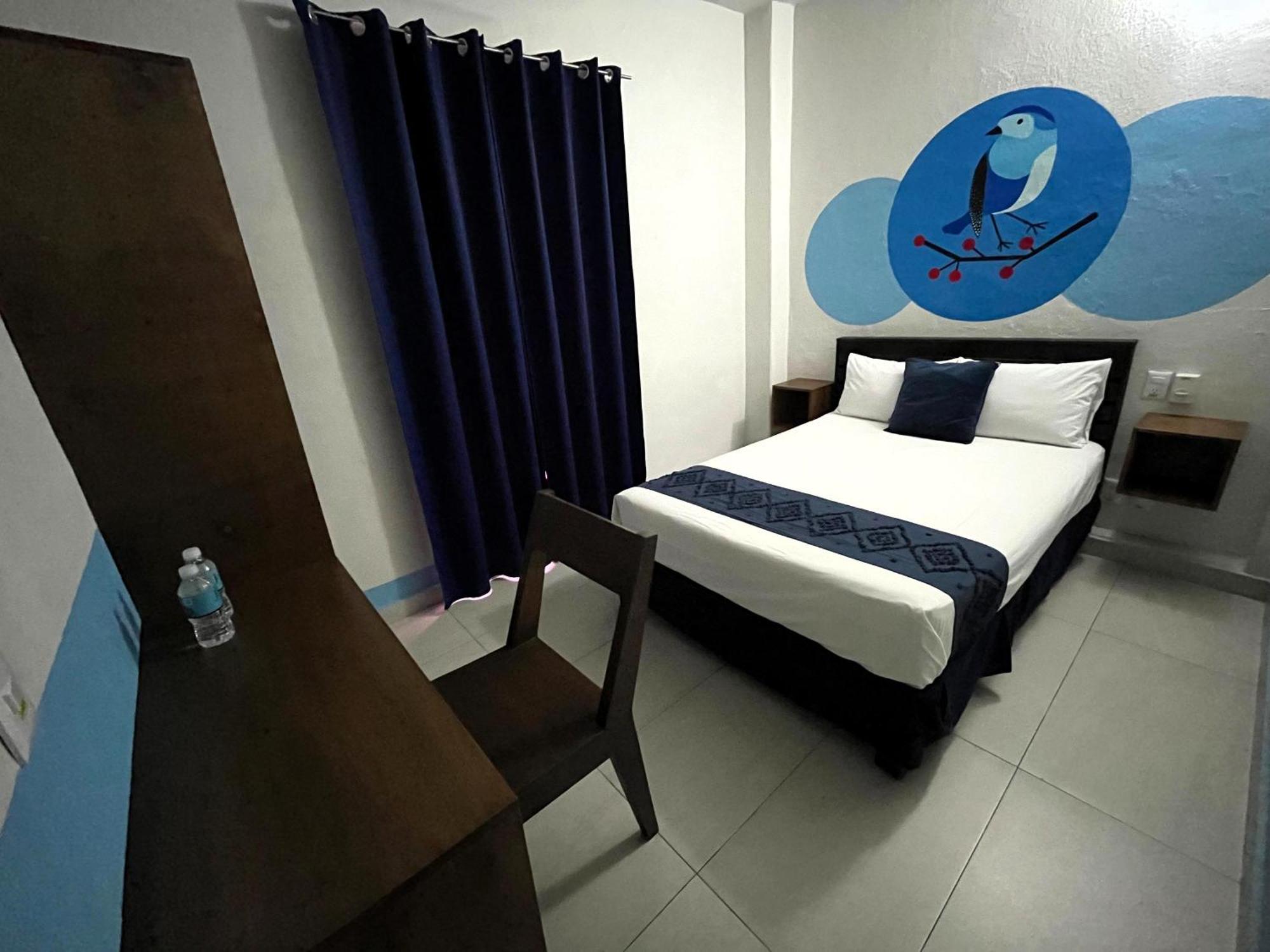Hotel Juarez 70 Colima Eksteriør billede