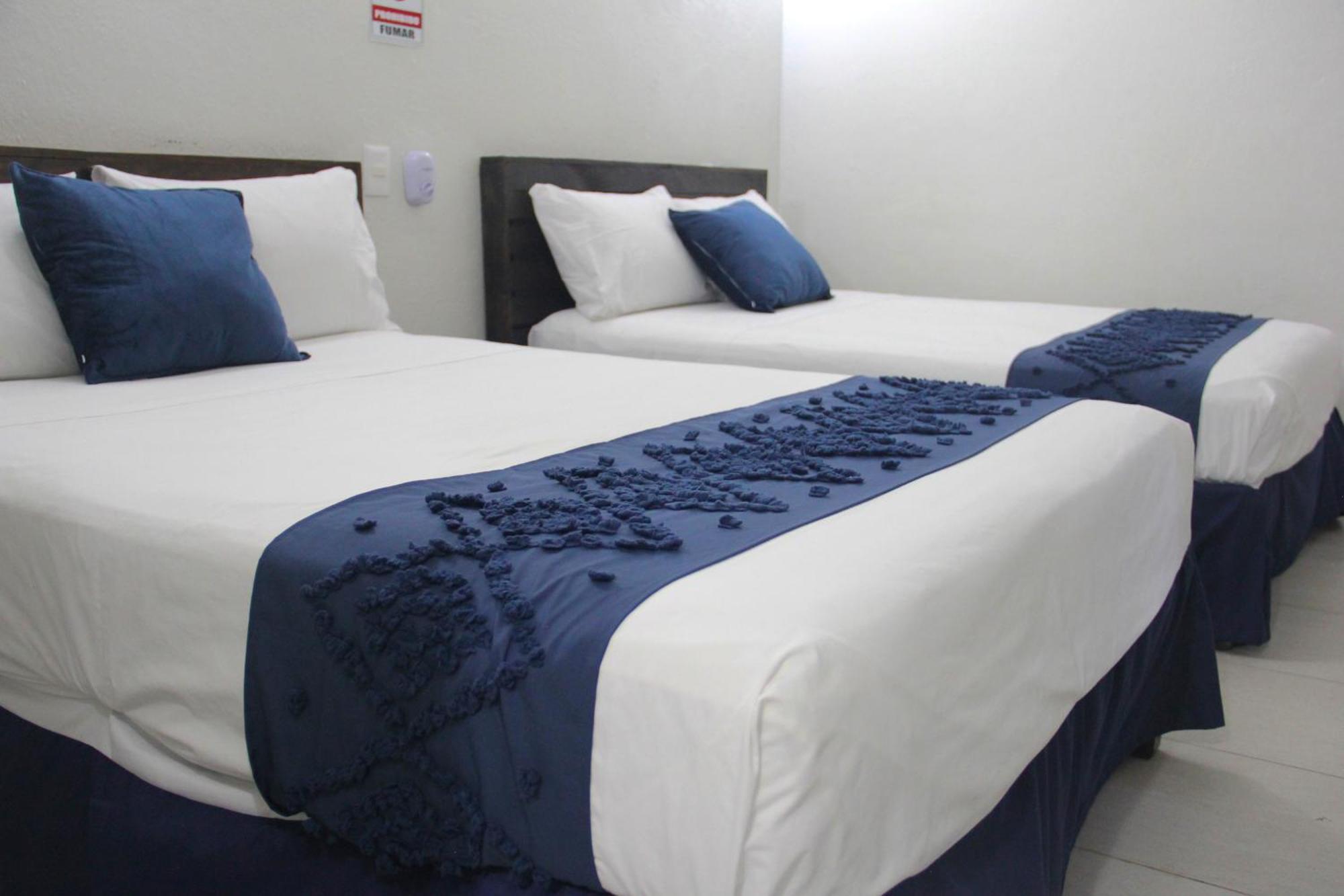 Hotel Juarez 70 Colima Værelse billede